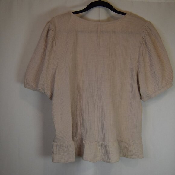 CATO Ruffle Bottom Blouse - Picture 2 of 2